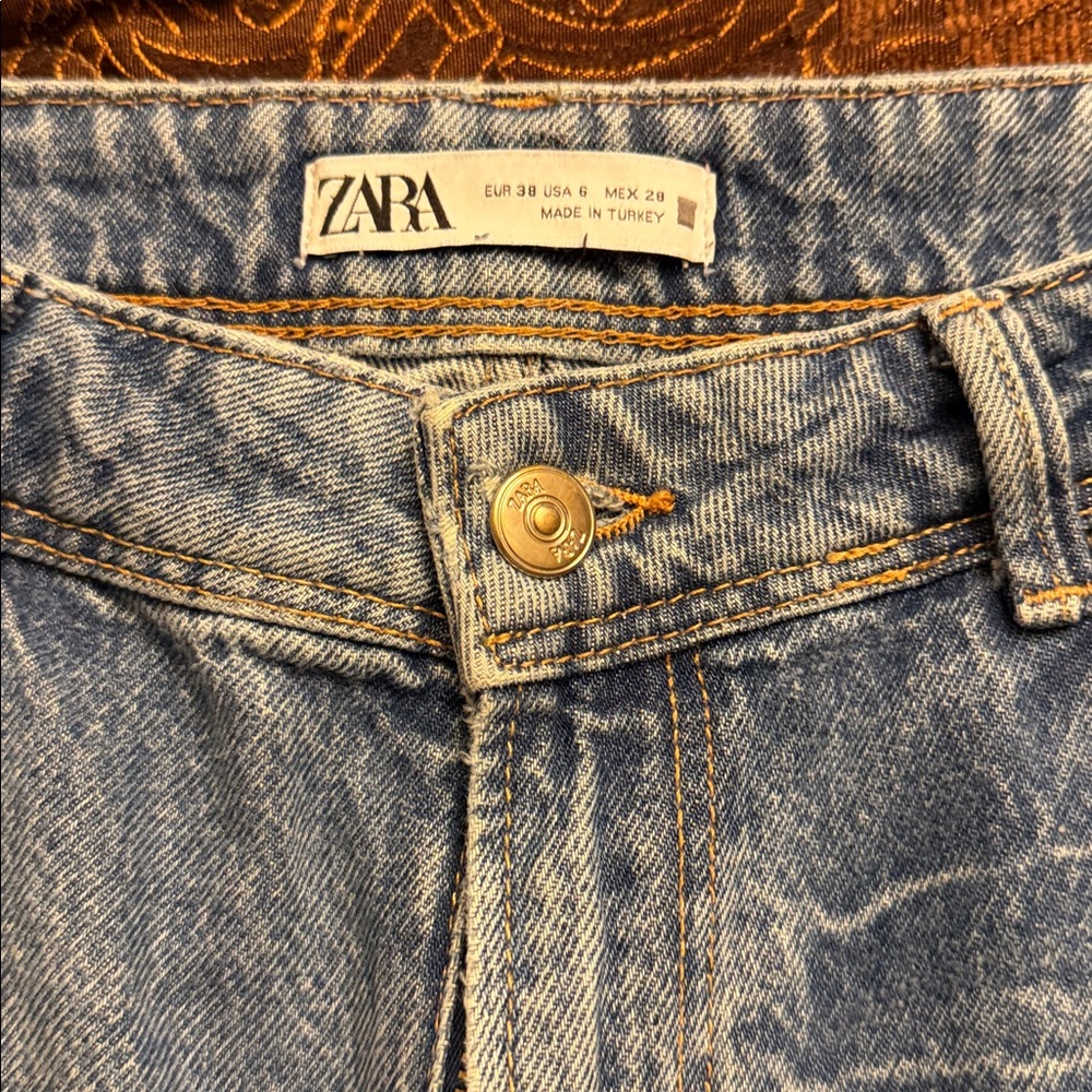 Zara Classic Blue Jeans